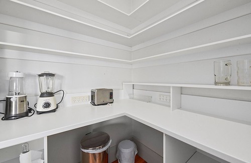 Launceston CBD Cottage | The St.John Cottage - Pet Friendly