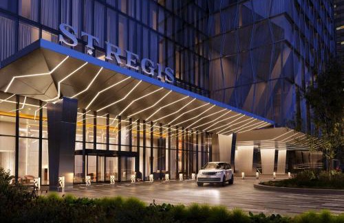 Near East Side Hotel | The St. Regis Chicago