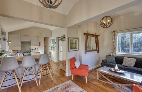 Chilworth Cabin | The Stables , Surrey Hills