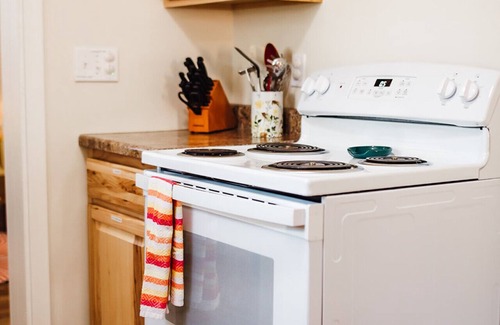Downtown Klamath Falls House | The Stardust Cottage Near Downtown Klamath Falls