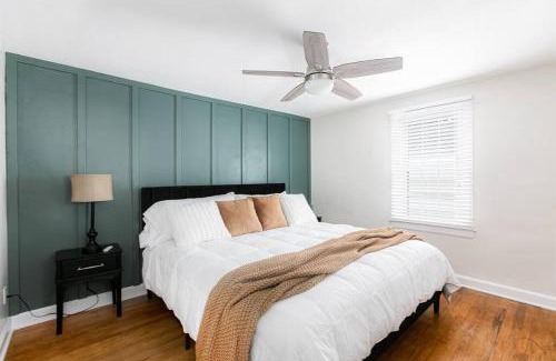 South Bend House | The Stay Like a Champion Haven 4BR/3B 7min ND 12+