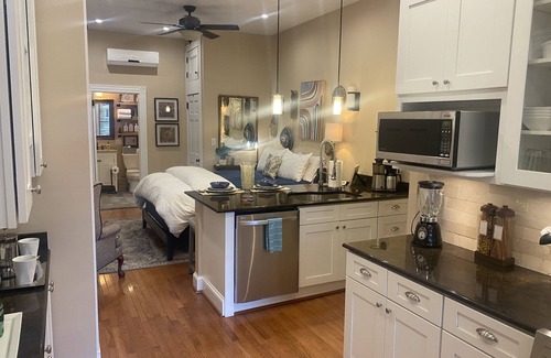 Shockoe Bottom Apartment | The Studio@ Eanes Drug