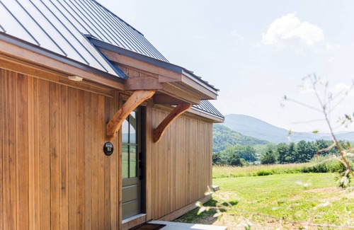 Kerrs Creek Cottage | The Sunday Cottage - Luxury Farm Stay