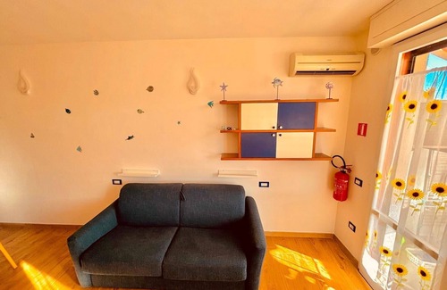 Marina di Pisa Apartment | The Sunflower by the Sea - Marina di Pisa