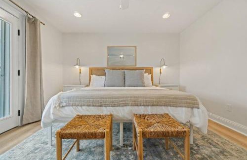 Toilla Segunda House | The Sunny Side-Pensacola Beach, 600 feet to Gulf, Private/Heated Pool, Games, Gear