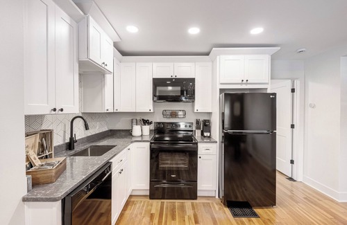 La Grange House | The Sweet Retreat Wheelchair Accessible Historic Home