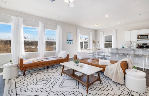 Fayetteville House | The Swift - 2 mi from DT Fayetteville
