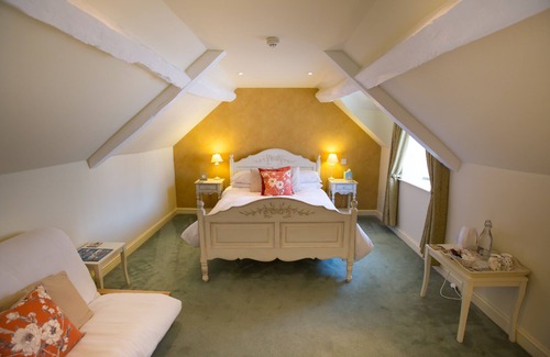 Cirencester Hotel | The Talbot Inn