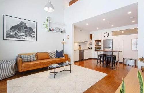 Fremantle Apartment | The Tannery Loft Walk To Beach & Cafes