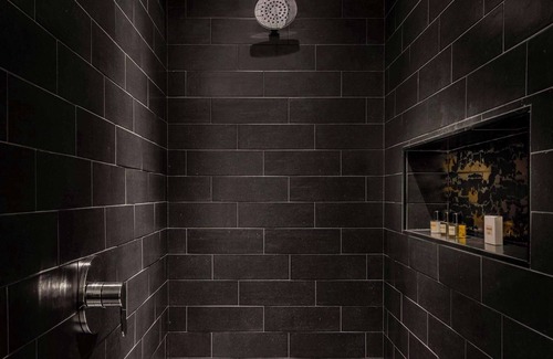 Buckhead Village Hotel | The Tess, Autograph Collection