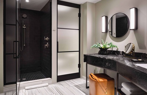 Buckhead Village Hotel | The Tess, Autograph Collection