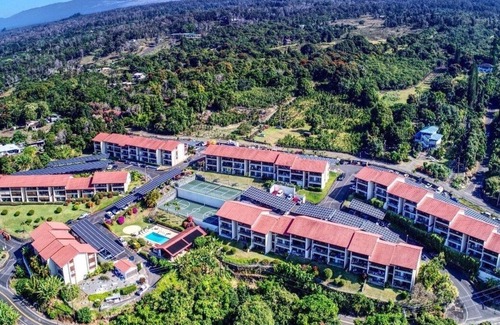 Honalo Condo | The "Three Palms" condo at Kona Coffee Villas