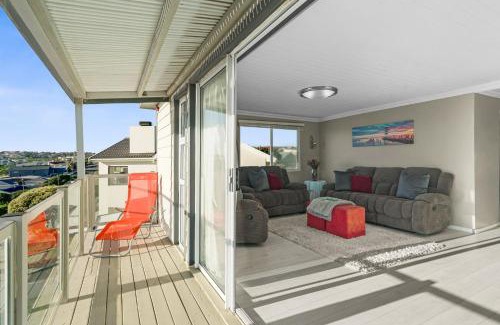 De Kelders House | The Tides at Gansbaai by Host Agents