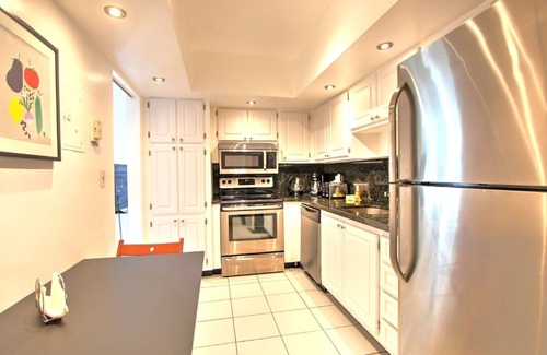 Hollywood South Central Beach Condo | The Tides on Hollywood