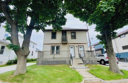 Green Bay Apartment | The Tiny Piney - Live. Work. Play. Downtown Green Bay!