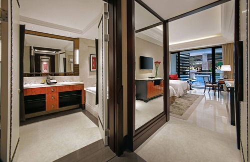 Sunset Road Hotel | The Trans Resort Bali