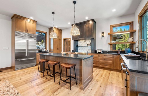 Tamarack Resort House | The Tree House Estate Home at Tamarack Resort