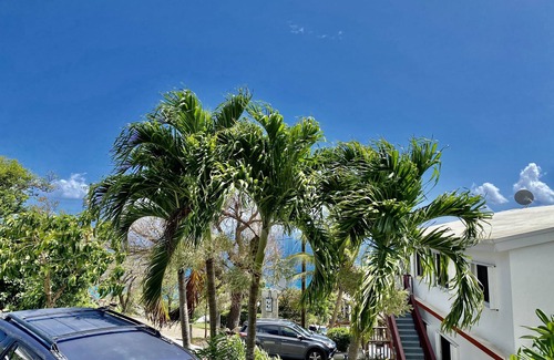 Estate Dorothea Condo | The Ultimate Escape 2bds 2bth with all the amenities
