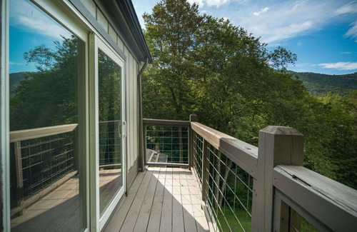 Banner Elk House | The Ultimate Mountain Retreat: Six Townhomes!