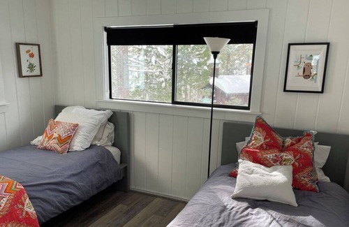 Olympic Valley Cabin | The Ultimate Ski Chalet Walking distance to chairlift