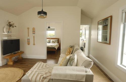 Stanley Apartment | The Upstairs at Nine on Main