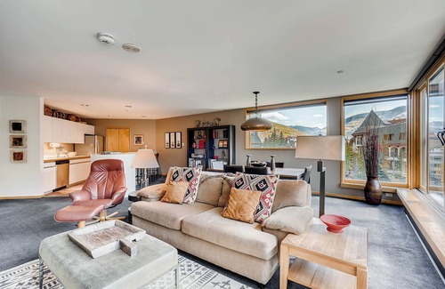Vail Apartment | The Vail Spa Condominiums