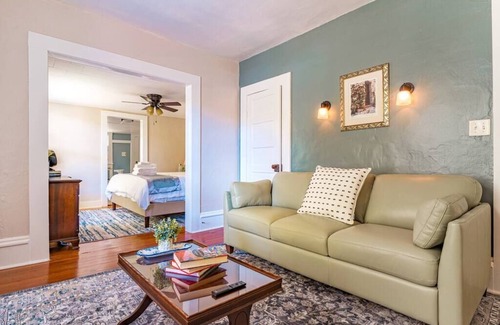 Mount Dora Hotel | The Victoria Rose - Estate at Mt Dora