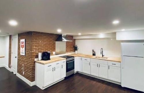 Vineyard Haven House | The Vienyard Haven Hideaway Apt