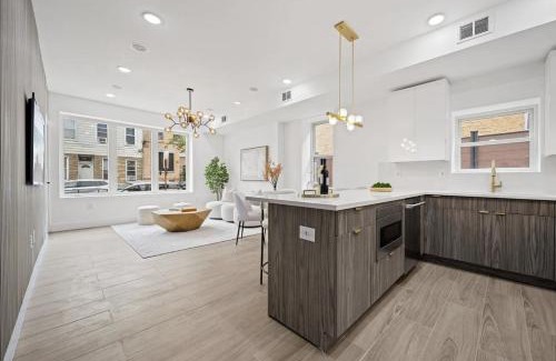 The Heights Apartment | The View - Direct Bus Time Square NYC Breakfast Included - A