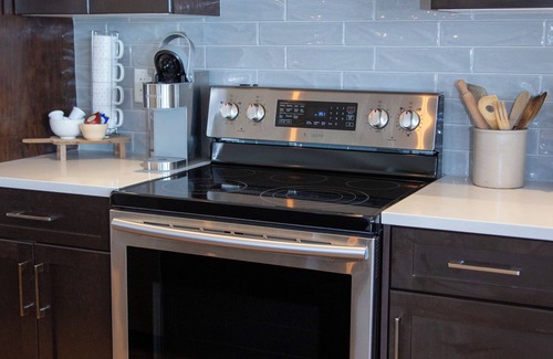 Okanagan-Similkameen Apartment | The View: Luxury Retreat with Stunning Views