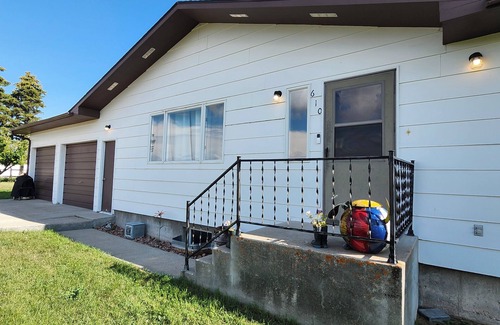 White Sulphur Springs House | The View at Moose Landing