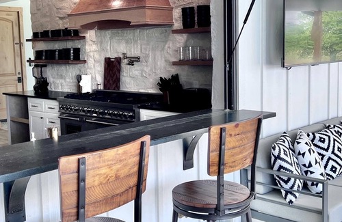 Fredericksburg Villa | The Villa at The Retreat