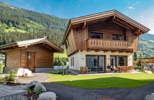 Wald im Pinzgau House | The village - chalet stone house