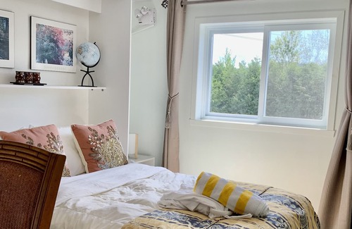 Tingwick Apartment | The Viscount & The Grand Duke