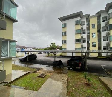 Kuching Apartment | The Vista Apartment @ Demak Laut