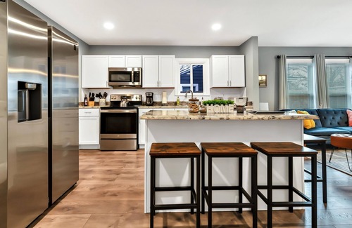 North Waco House | The Waco Charmer: Close to all the attractions!