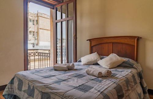 Ciudad Vieja Apartment | The Wall Montevideo [405] Live Old Town
