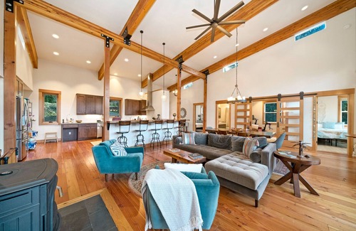 Oregon Coast House | The Waterman Lodge