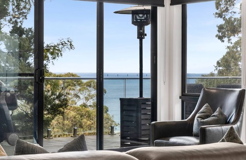 Wye River House | The Wave House - Family home in the tree tops with ocean views