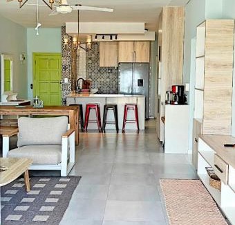 Umhlali Beach Apartment | The Waves Beachfront Stay - Gleneagles