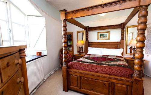 Newport House | The West Usk Lighthouse Lightkeepers Lodge