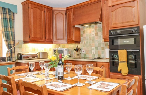 Grantown-on-Spey Cottage | THE WEST WING, pet friendly, with a garden in Grantown-On-Spey