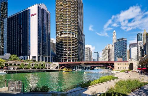 Downtown Chicago Hotel | The Westin Chicago River North