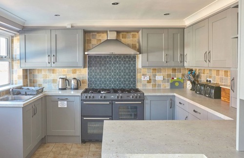 Mundesley Cottage | The Whim - sleeps 14 guests in 7 bedrooms