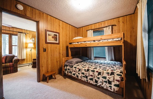 Grayling Cabin | The WhirlPool River Lodge
