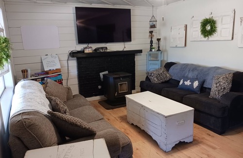 Hatton Other | The Whiskey Peak Farmhouse Retreat