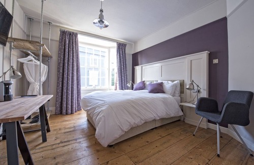 Heybridge Hotel | The White Horse