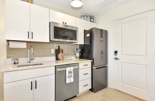 Painters Hill Apartment | The White House on Flagler Beach - Unit 22