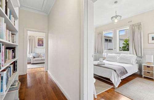 Apollo Bay House | The White House Prime Location and Oozing Character