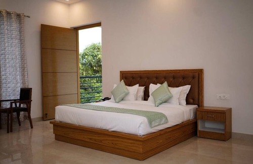 Bail Parao Resort | THE WHITE OAK CORBETT SPA & RESORT